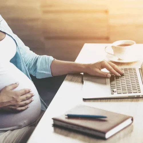 Empregada gestante e o direito a estabilidade no contrato de  trabalho temporário regido pela – Lei nº 6.019/74